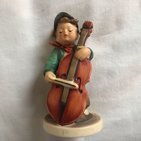 Hummel   #786  "Sweet Music"  Boy Playing Cello - Picture 1 of 5